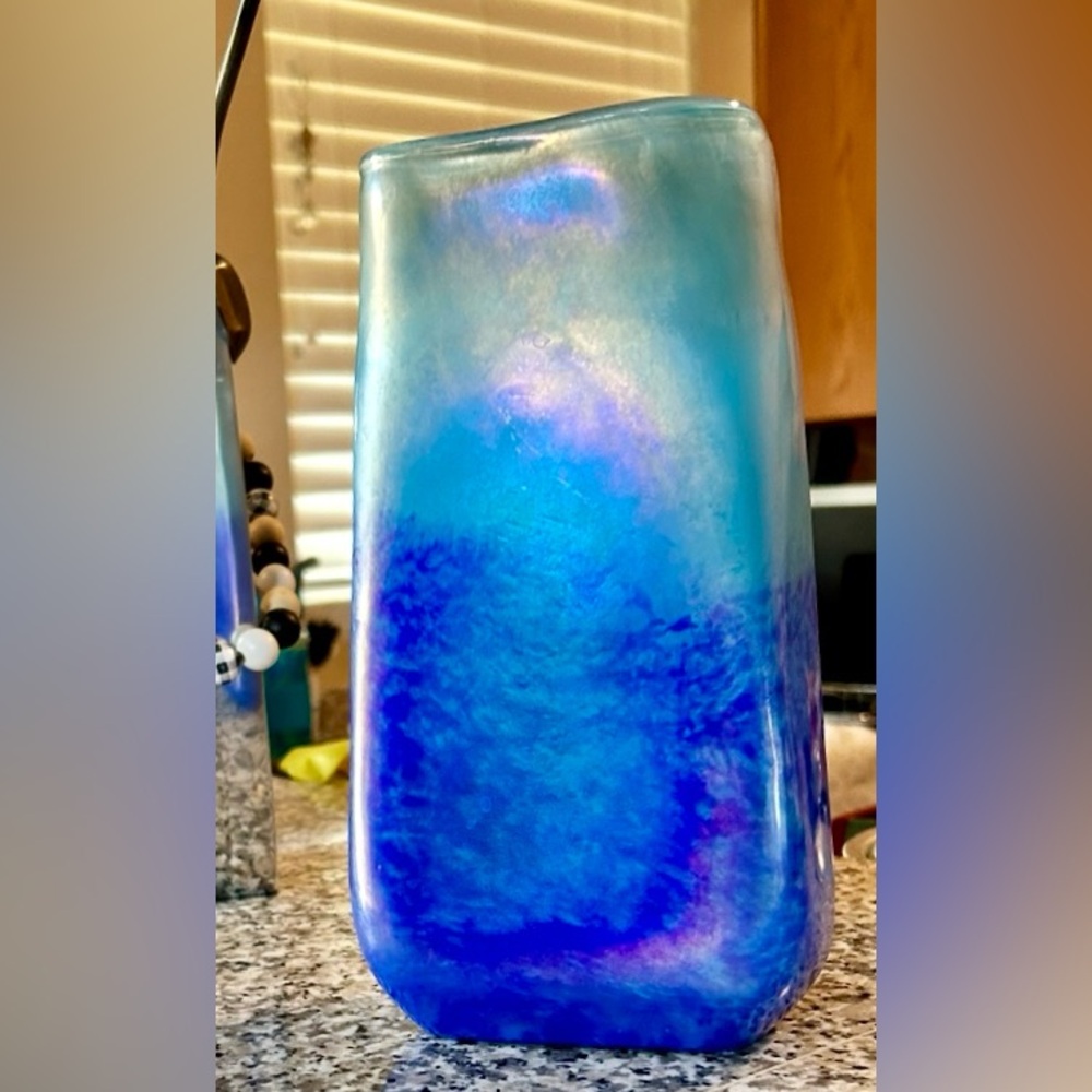 Gorgeous Hand Blown Art Glass Vase
OMBRÉ Blue Iridescent 
9” Tall x 5’5” Wide